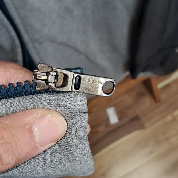 COPY - Lululemon Cross Cut Hoodie XL - Picture 4 of 6